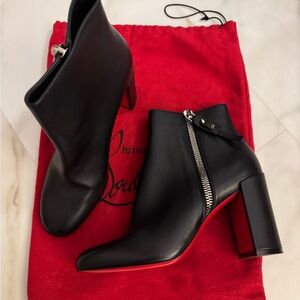 Mint condition Louboutin ankle boots size 37 (no scuffs on soles!)